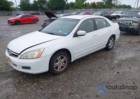 2007 Honda Accord 2.4 Se из США, поврежденный, VIN JHMCM56377C012394